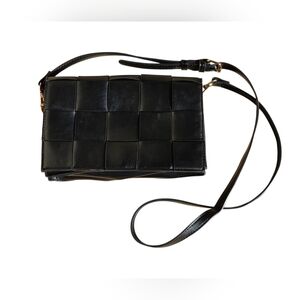 Like Dreams Black Woven Detail Shoulder Bag GoldTone Hardware Removable Strap